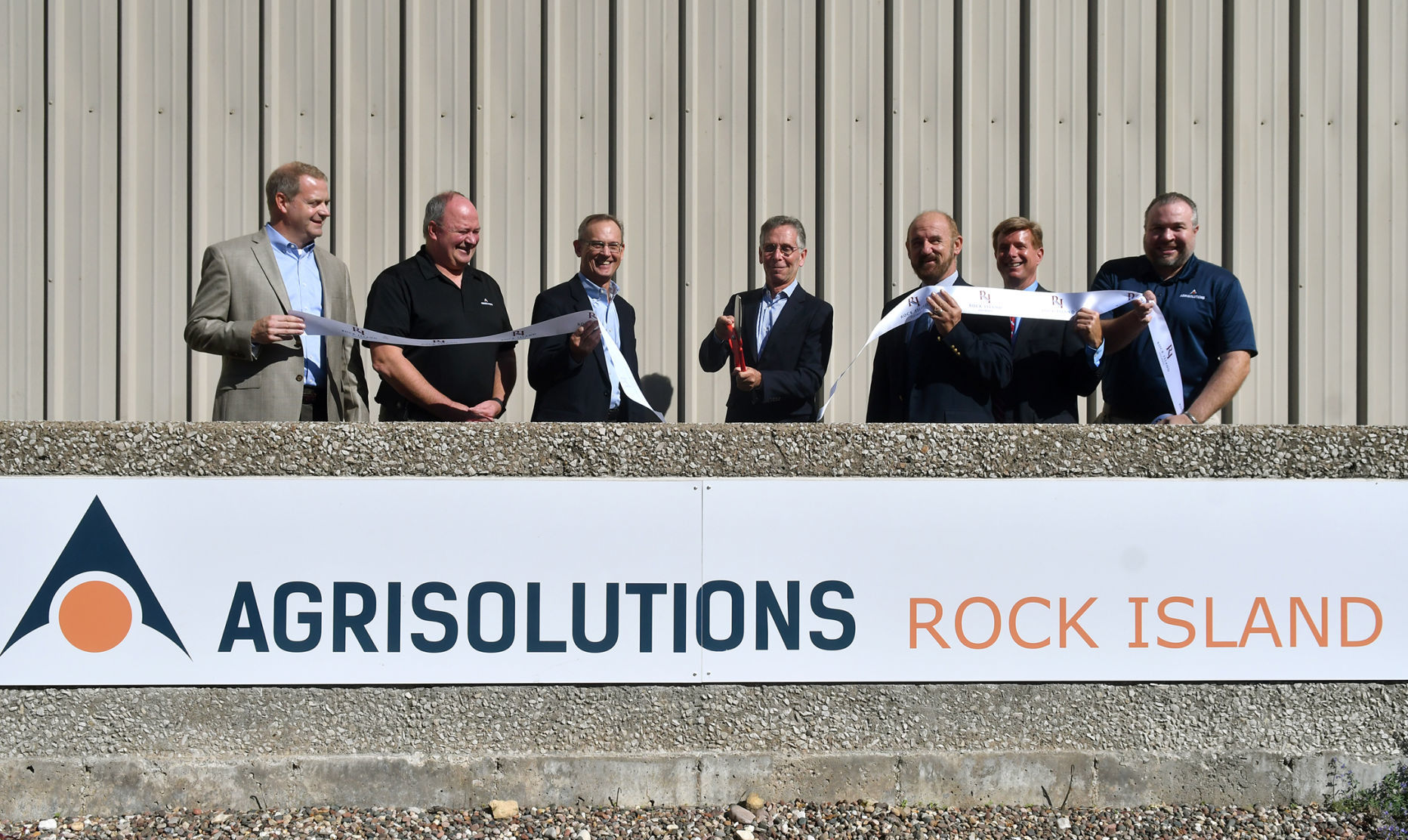 Agrisolutions unveiling new 103,000 Sq. ft. facility in Rock Island.